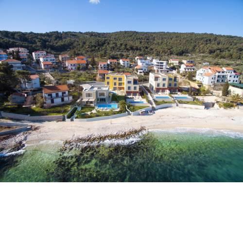 Acadia Beach Villas Slatine