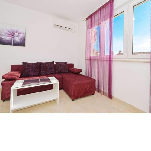 Alpha 5 apartment in Okrug Gornji, Trogir