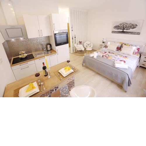 A'marie Apartments