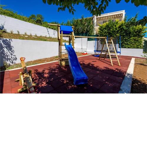 Amazing apartment in Icici w/ Outdoor swimming pool, WiFi and 2 Bedrooms
