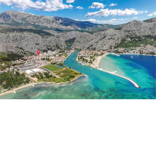 Amazing apartment in Omis w/ 1 Bedrooms