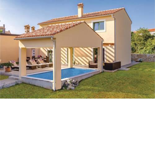 Amazing home in Bale w/ Outdoor swimming pool, WiFi and 2 Bedrooms