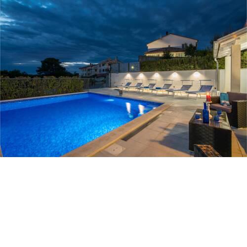Amazing home in Dobrinj w/ Outdoor swimming pool and 4 Bedrooms