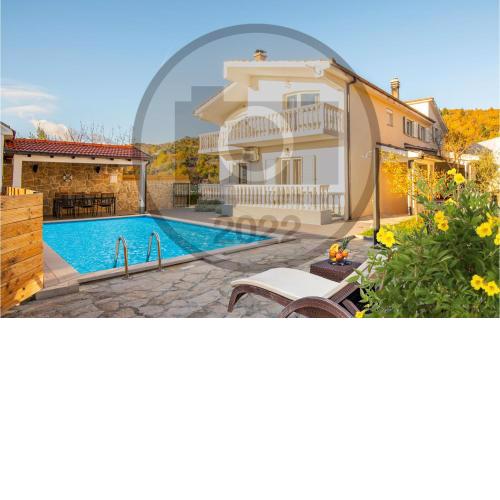 Amazing home in Glavina Donja with 5 Bedrooms