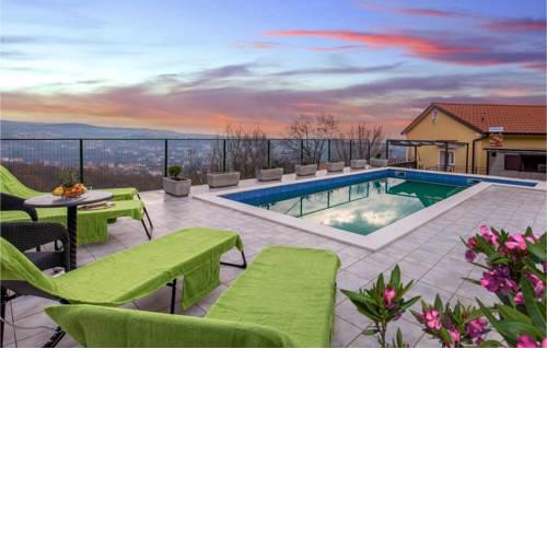 Amazing home in Kastav w/ Outdoor swimming pool and 2 Bedrooms