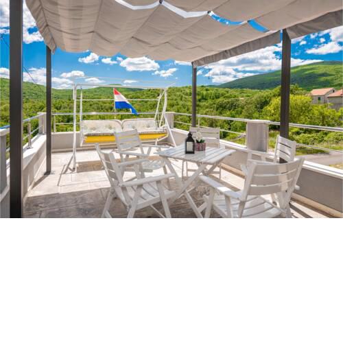 Amazing home in Medovdolac w/ WiFi, Outdoor swimming pool and 3 Bedrooms