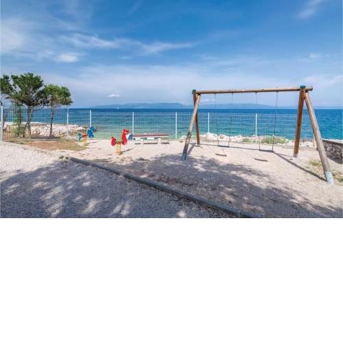 Amazing home in Ravni w/ Jacuzzi, WiFi and 1 Bedrooms