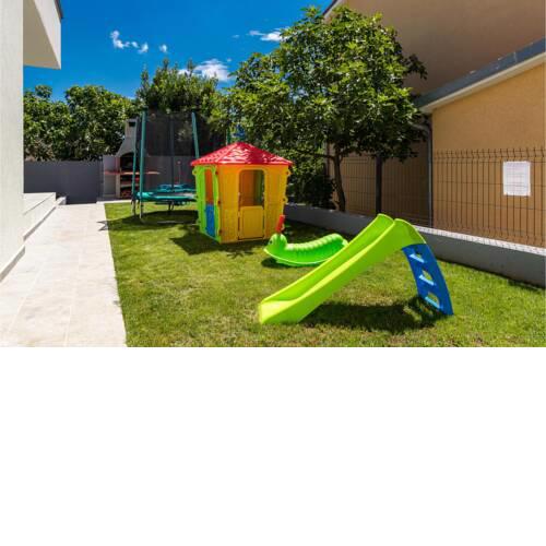 Amazing home in Sikici w/ WiFi, 3 Bedrooms and Outdoor swimming pool