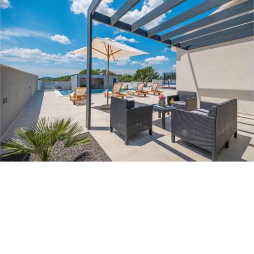 Amazing home in Skabrnja w/ Outdoor swimming pool, WiFi and Outdoor swimming pool