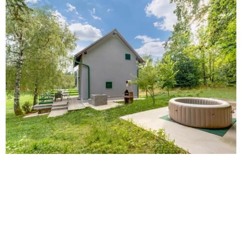 Amazing home in Slavica with WiFi and 2 Bedrooms