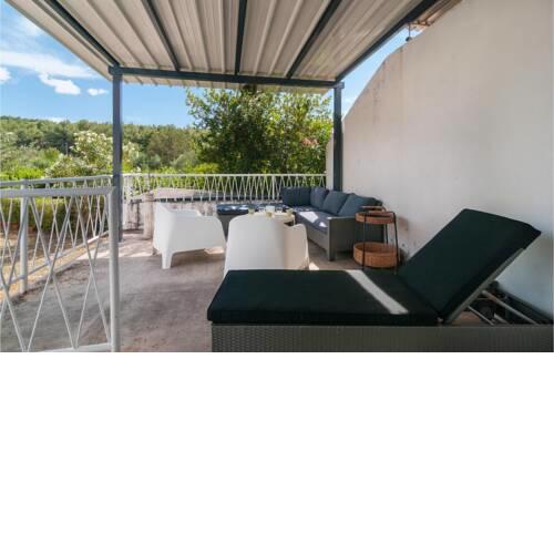 Amazing home in Supetar w/ WiFi and 3 Bedrooms