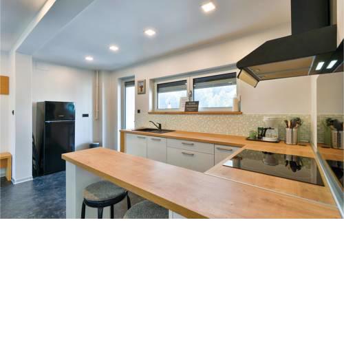 Amazing home in Sveti Martin na Muri w/ Jacuzzi, Sauna and Outdoor swimming pool