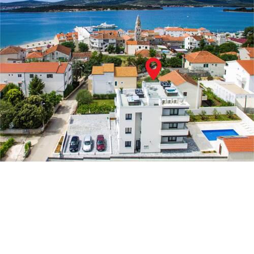 Amazing home in Turanj with Outdoor swimming pool, Jacuzzi and Sauna