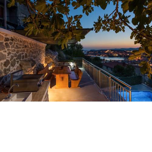 Amazing View Apartment with PRIVATE POOL