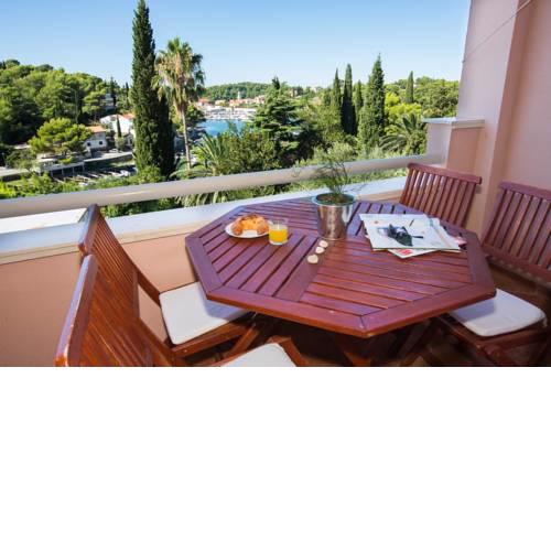 Ana Apartment