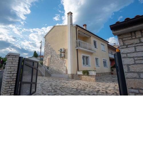 Apartman Agneza Medulin for 2 person