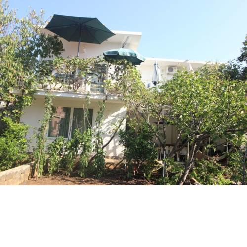 Cosy Apartment in Starigrad Near Sea