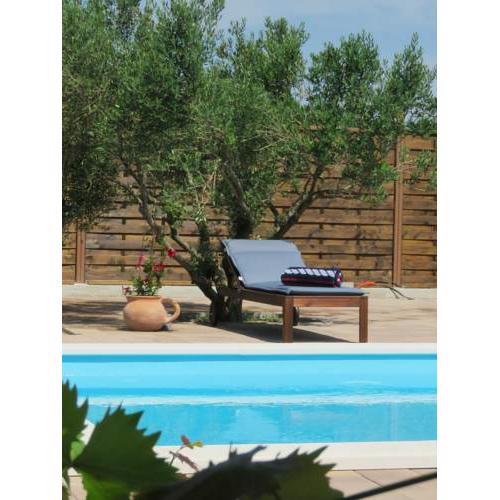 Apartman Dora with Heating Pool