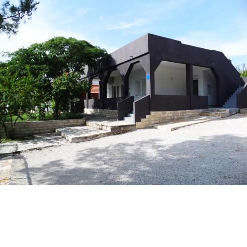 Apartman Jurjevic - whole house with yard and parking