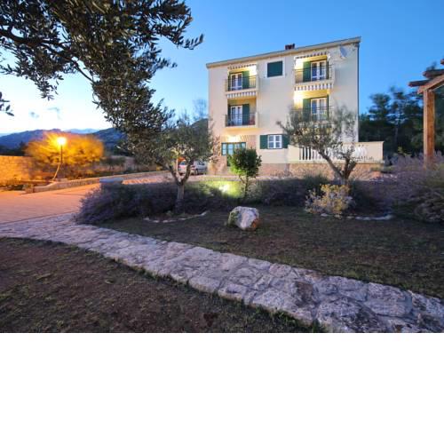 Charming Villa with Sauna on Sea in Starigrad