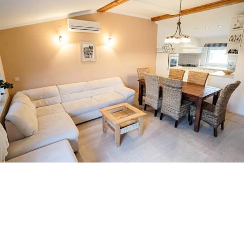 Apartman Lucia