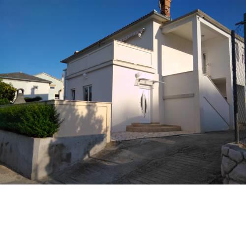 Apartman lucija