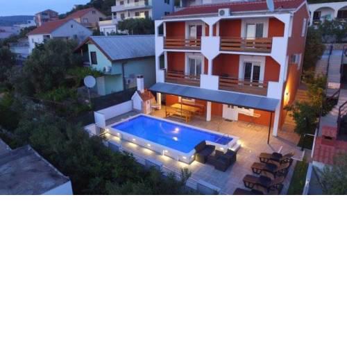 Horus apartman-Rogoznica