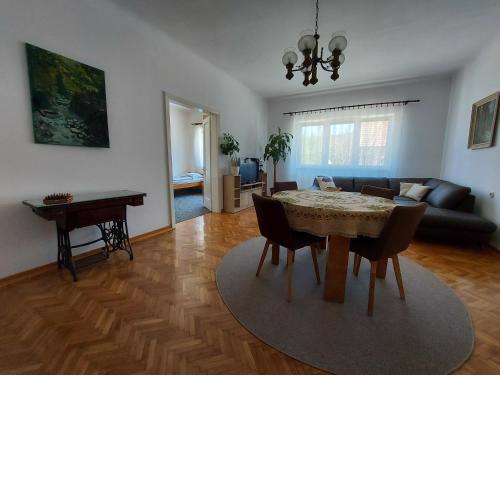 Apartman Tinče