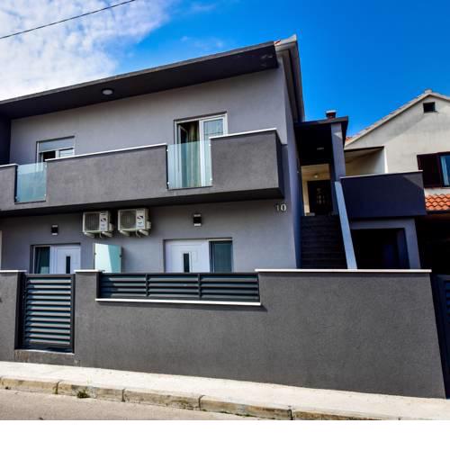Apartmani AB