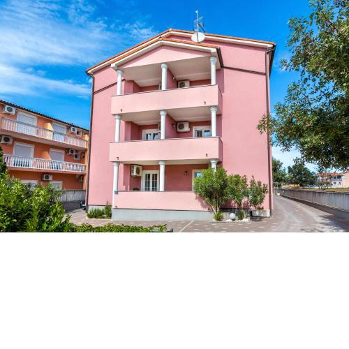 Apartmani Diana