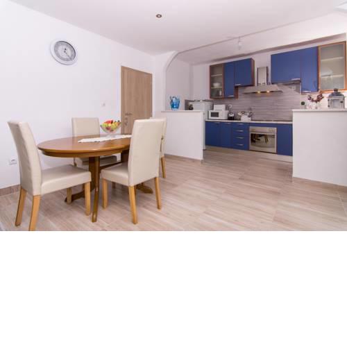 Apartmani Dolores