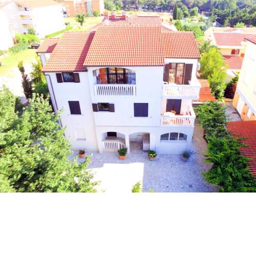 Apartmani Marin
