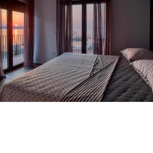 Apartmani More