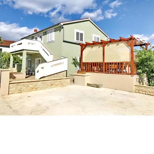 Apartmani Nina i Niko