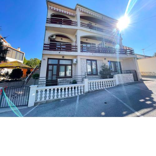 Apartmani/Sobe Selina