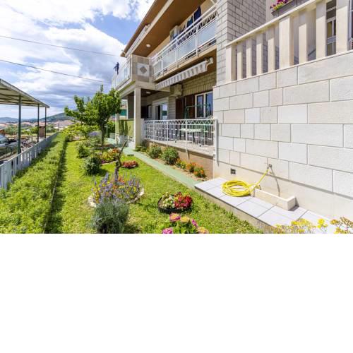 Apartment 3M