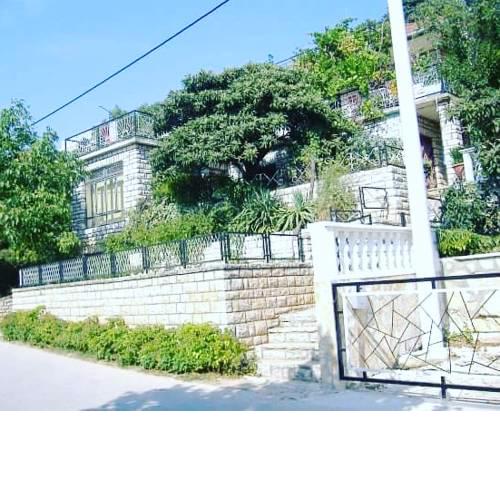Apartment 51