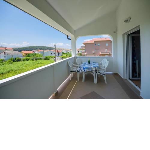 Apartment 84-1 for 4 pers. in Lopar