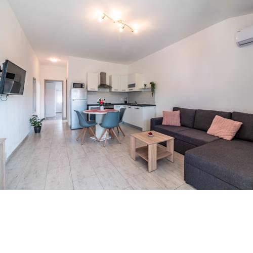 Apartment Adriana