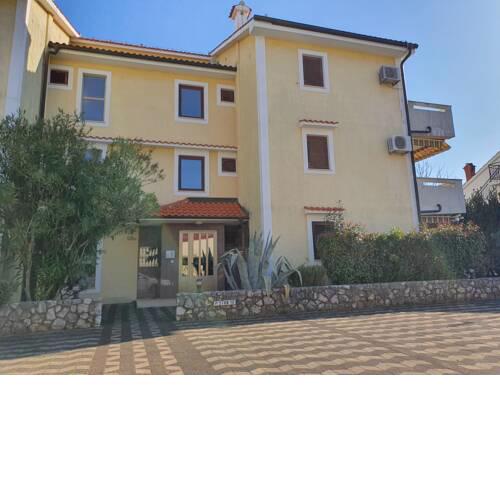 Apartment Alara