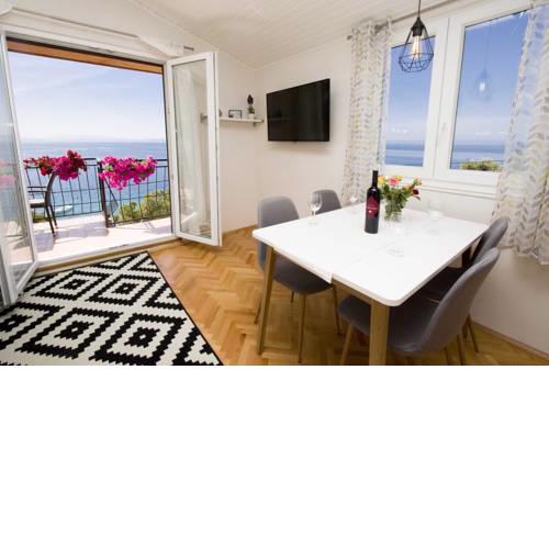 Apartment Ana Bratus