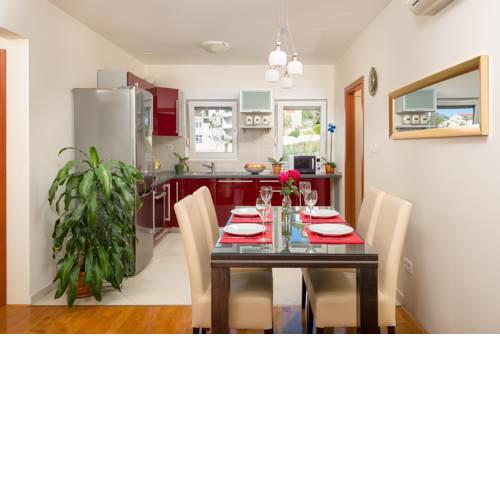 Apartment Ana Podstrana