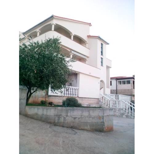 Apartment Ana