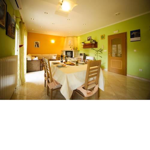 Apartment Ana
