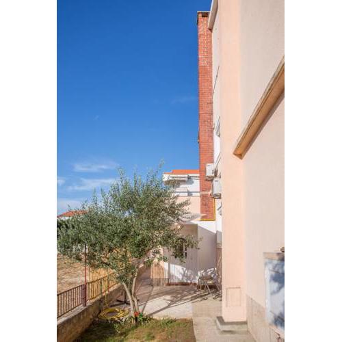 Apartment Andrije Buvine