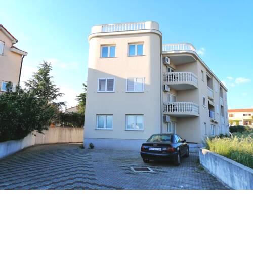 Apartment Ante Near Center