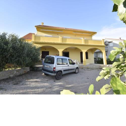 Apartment Ante