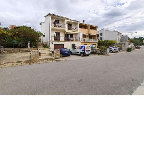 Apartment Ante