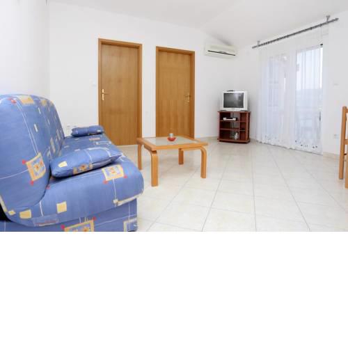 Apartment Arbanija 10347d
