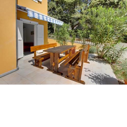 Apartment Artatore 8022b